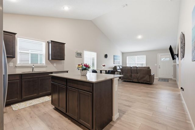 123 Coral Drive, Waterloo, IA 50701