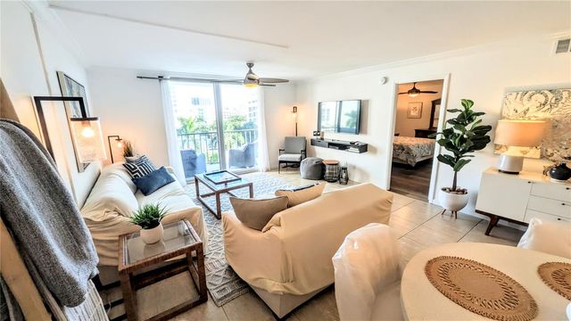 101 S GULFSTREAM AVENUE 7E, Sarasota, FL 34236