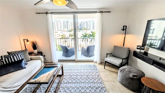 101 S GULFSTREAM AVENUE 7E, Sarasota, FL 34236