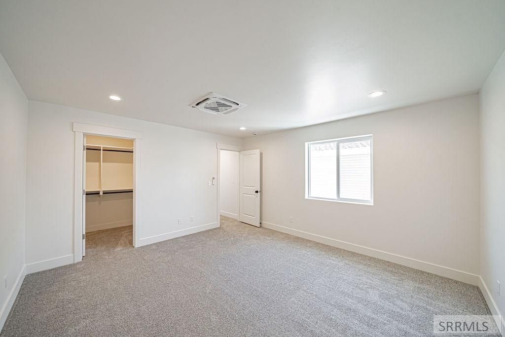 Image 13 of property listing at 1295/1297 Bear Avenue, Idaho Falls, ID 83402