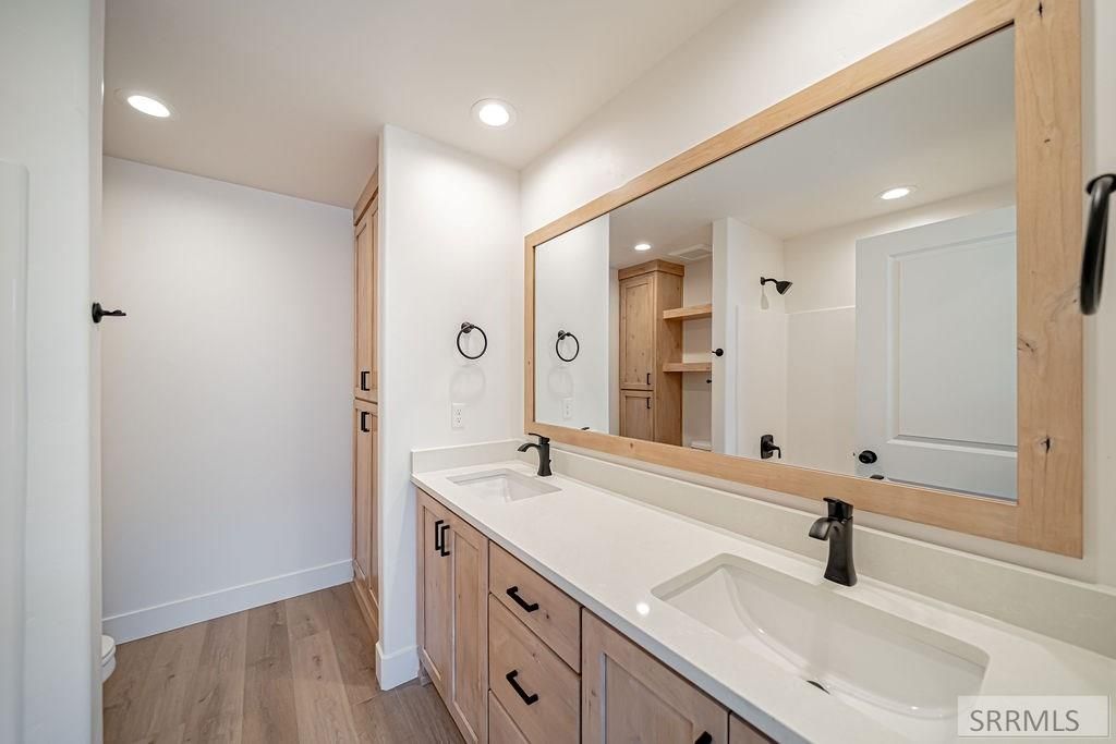 Image 14 of property listing at 1295/1297 Bear Avenue, Idaho Falls, ID 83402