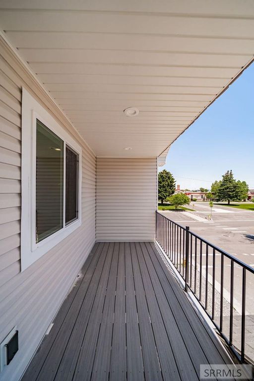 Image 18 of property listing at 1295/1297 Bear Avenue, Idaho Falls, ID 83402