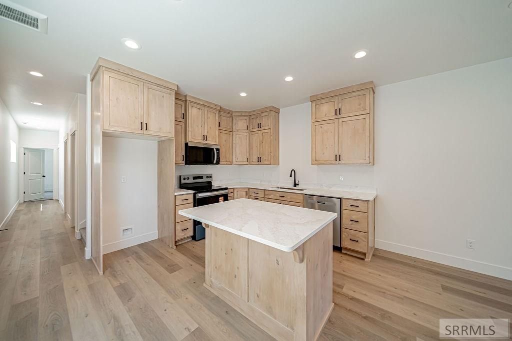 Image 5 of property listing at 1295/1297 Bear Avenue, Idaho Falls, ID 83402