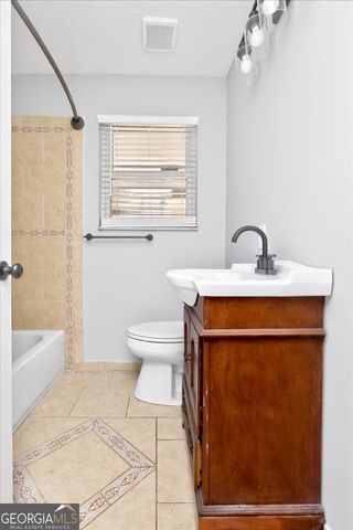 103 Draper Street, Warner Robins, GA 31088