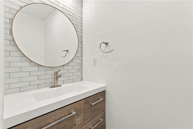 653 Park Village Drive NE, Atlanta, GA 30306