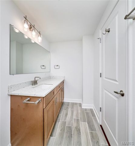 5630 Pershing Avenue 23, St Louis, MO 63112