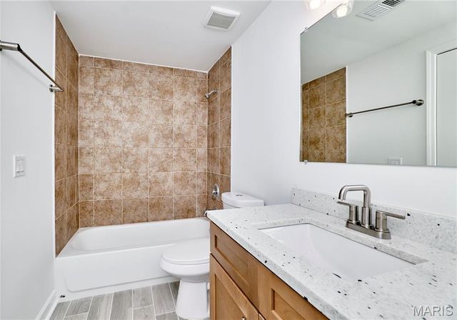 5630 Pershing Avenue 23, St Louis, MO 63112