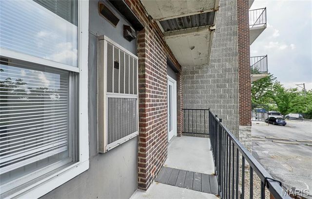 5630 Pershing Avenue 23, St Louis, MO 63112