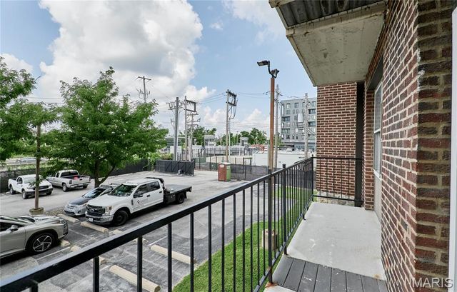 5630 Pershing Avenue 23, St Louis, MO 63112