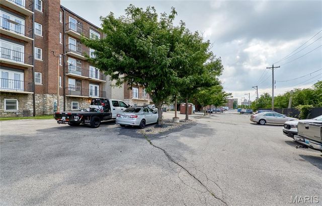 5630 Pershing Avenue 23, St Louis, MO 63112