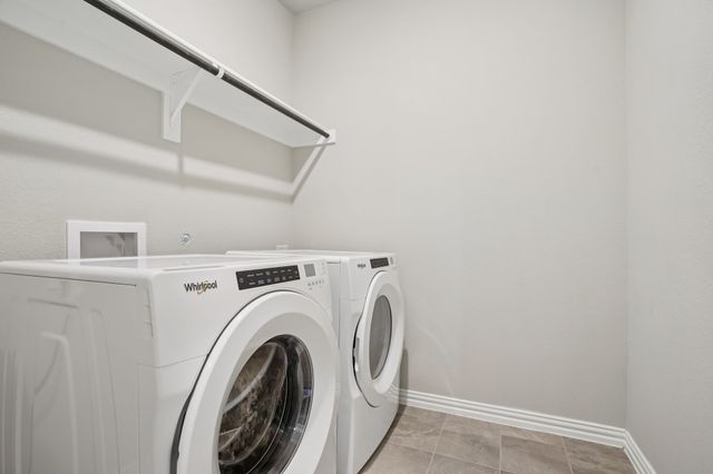 1364 Los Olmos Lane, Crandall, TX 75114