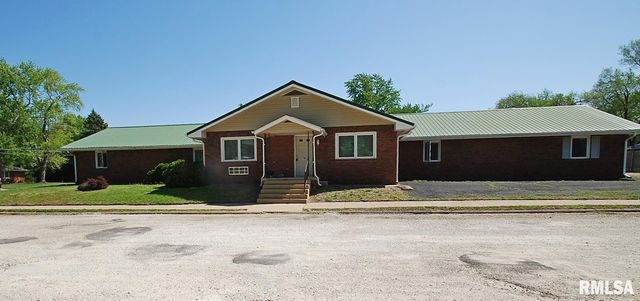 1904 SHERIDAN Road, Pekin, IL 61554
