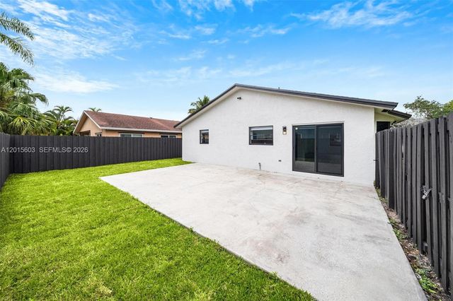 2060 N 26th Ave, Hollywood, FL 33020