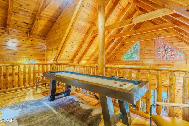 2105 Rabbit Point Way, Sevierville, TN 37876