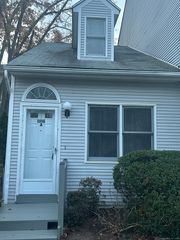 1016 Whalley Avenue 6, New Haven, CT 06515