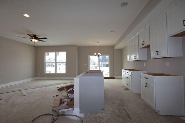 5512 Fawnsbury Court, Powell, OH 43065