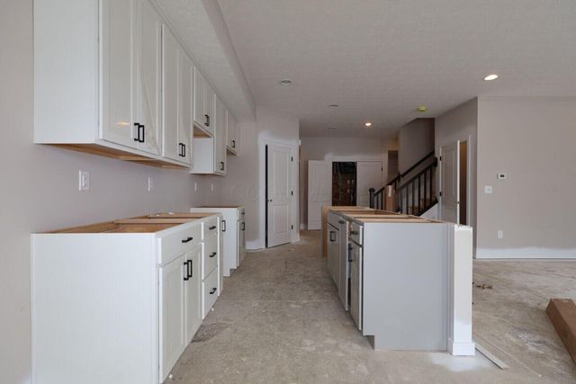 5512 Fawnsbury Court, Powell, OH 43065