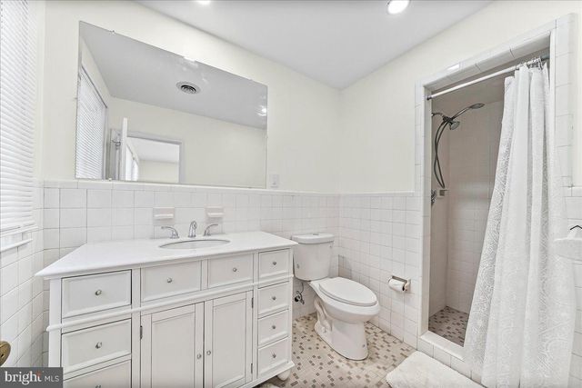 205 NORTHBANK RD, Landenberg, PA 19350