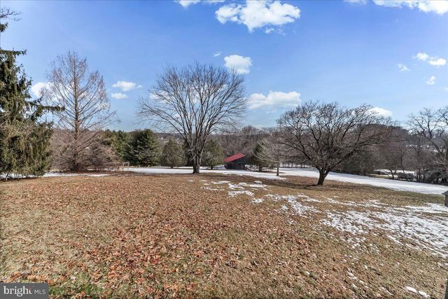 205 NORTHBANK RD, Landenberg, PA 19350