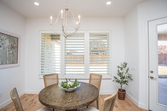 209 S Holliday Drive, Plainview, TX 79072