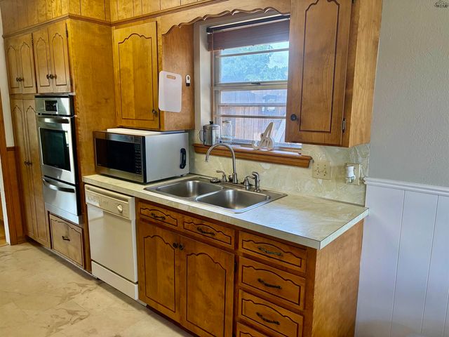 4115 KINGSBURY DRIVE, Wichita Falls, TX 76309
