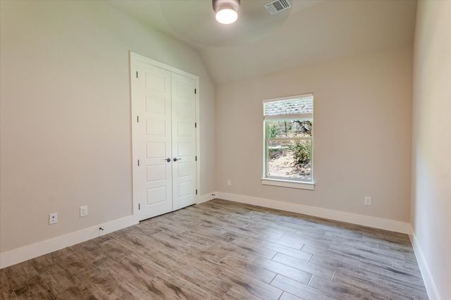 4011 Ponca Drive, Granbury, TX 76048