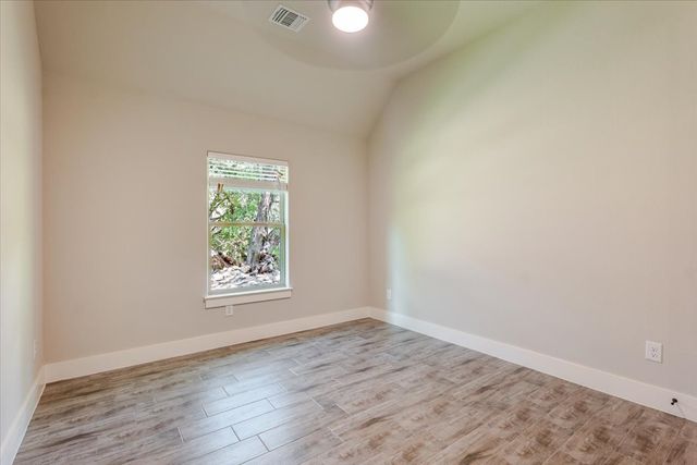 4011 Ponca Drive, Granbury, TX 76048