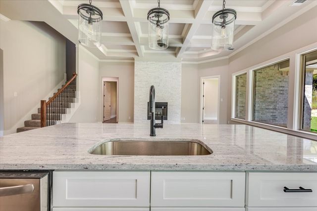 4011 Ponca Drive, Granbury, TX 76048