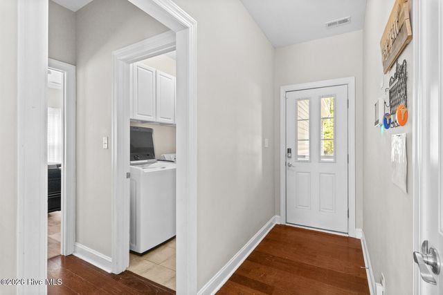 252 Derby Downs Drive, Sneads Ferry, NC 28460