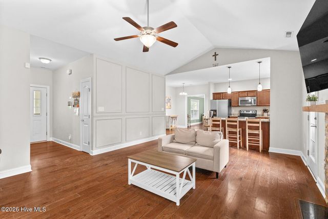 252 Derby Downs Drive, Sneads Ferry, NC 28460