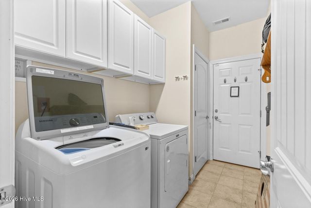 252 Derby Downs Drive, Sneads Ferry, NC 28460