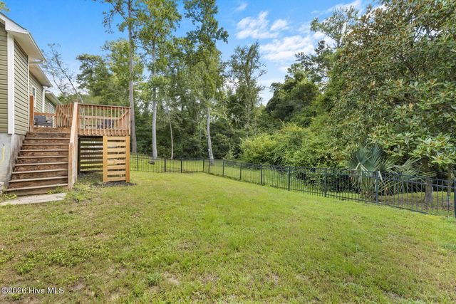 252 Derby Downs Drive, Sneads Ferry, NC 28460