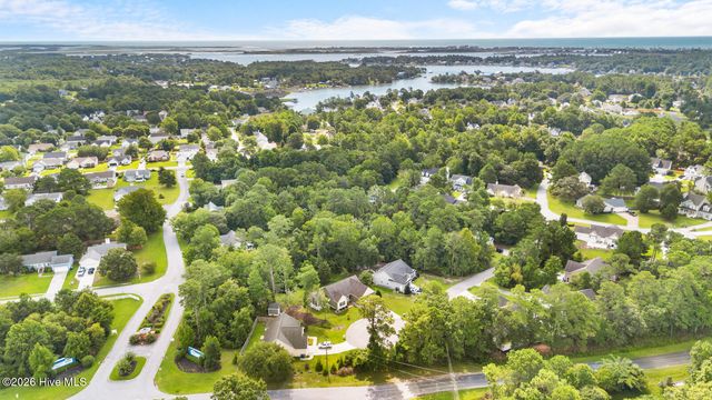 252 Derby Downs Drive, Sneads Ferry, NC 28460