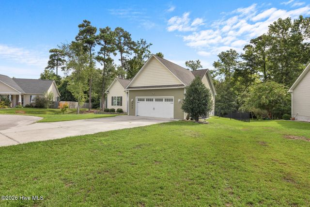 252 Derby Downs Drive, Sneads Ferry, NC 28460