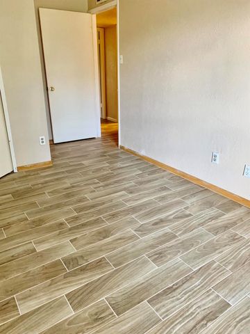 16118 Lazy Ridge Road, Houston, TX 77053