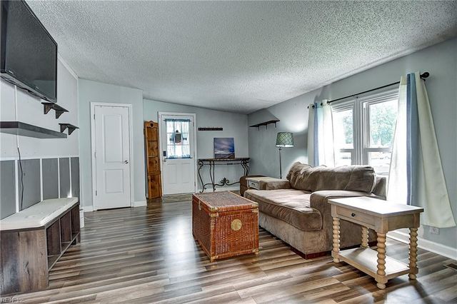 260 Burnetts WAY, Suffolk, VA 23434