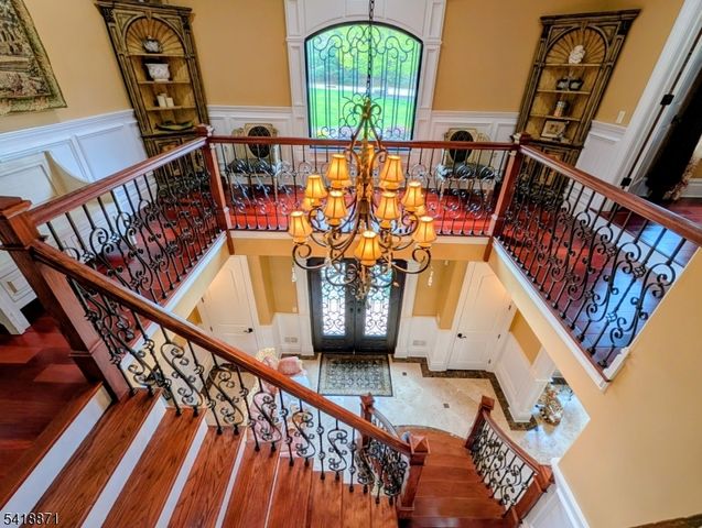 8 Pineview Ln, Boonton Twp., NJ 07005