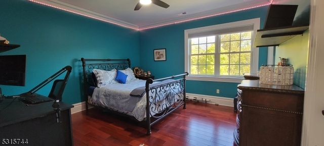 8 Pineview Ln, Boonton Twp., NJ 07005