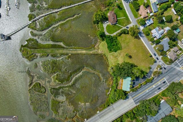 2702 River Drive, Thunderbolt, GA 31404