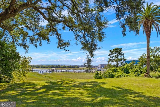 2702 River Drive, Thunderbolt, GA 31404