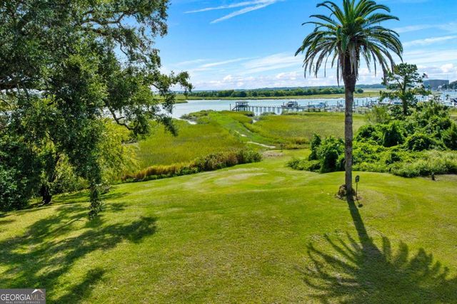 2702 River Drive, Thunderbolt, GA 31404