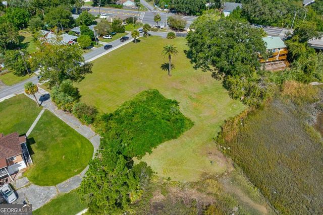 2702 River Drive, Thunderbolt, GA 31404