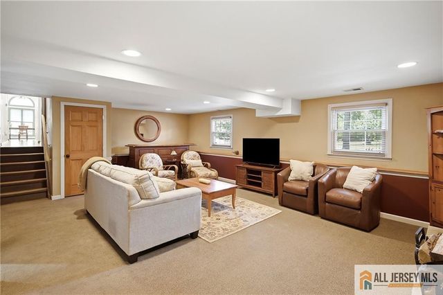 401 Patton Avenue, Piscataway, NJ 08854
