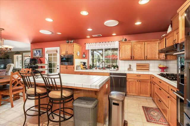 45740 Green Lake Court, Coarsegold, CA 93614