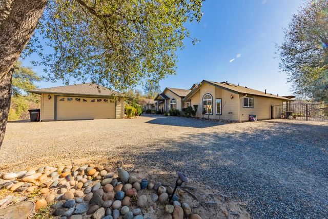 45740 Green Lake Court, Coarsegold, CA 93614