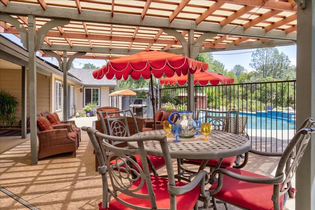 45740 Green Lake Court, Coarsegold, CA 93614