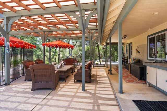 45740 Green Lake Court, Coarsegold, CA 93614