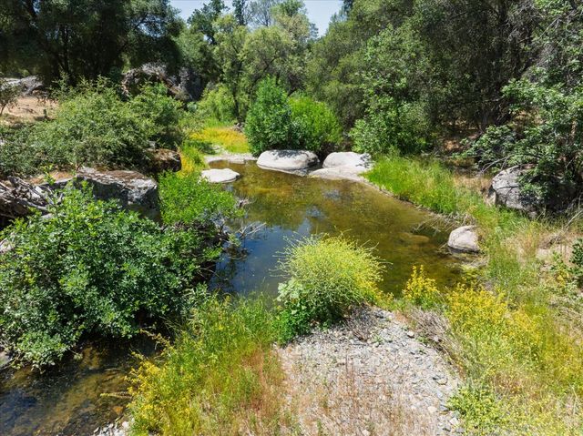 45740 Green Lake Court, Coarsegold, CA 93614