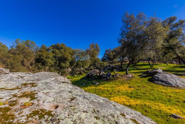 45740 Green Lake Court, Coarsegold, CA 93614