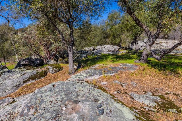 45740 Green Lake Court, Coarsegold, CA 93614